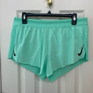 Nike Aeroswift shorts